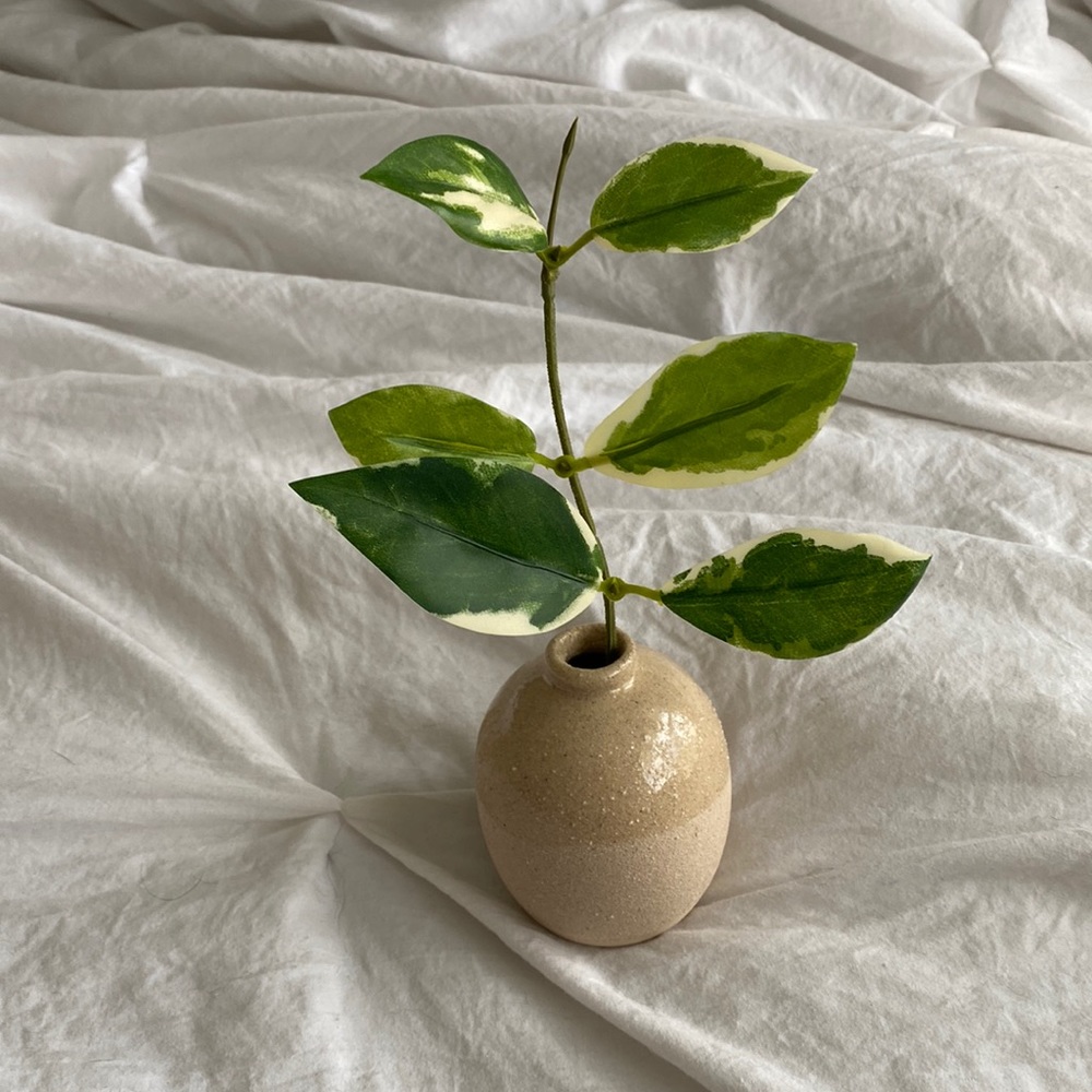 ARTIFICIAL PLANT